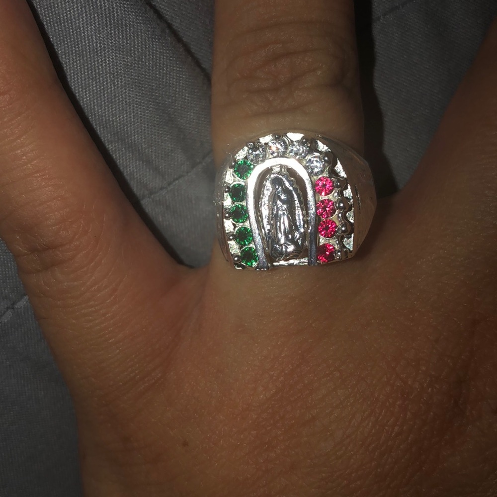 925 sterling silver virgen Mary ring